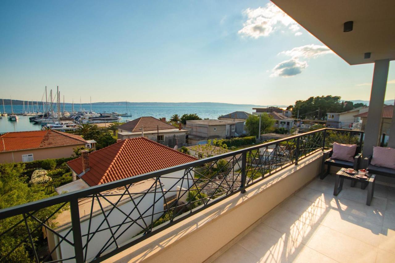 Apartmani Le-Lu Kaštela Eksteriør billede